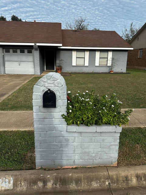 Photo of 10200 Woodland Village DR, Austin, TX 78750 (MLS # 5134661)