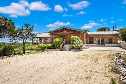 Photo of 170 Overland TRL W, Hunt, TX 78024 (MLS # 1516203)