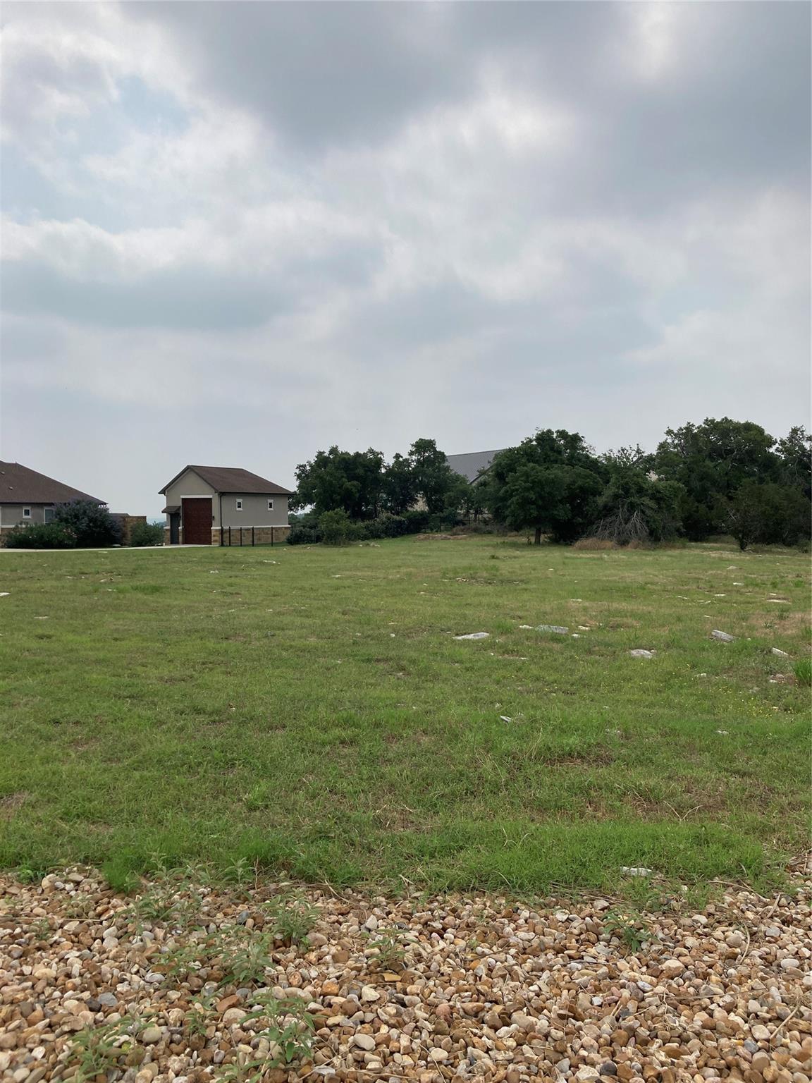 100 Highland Spring LN