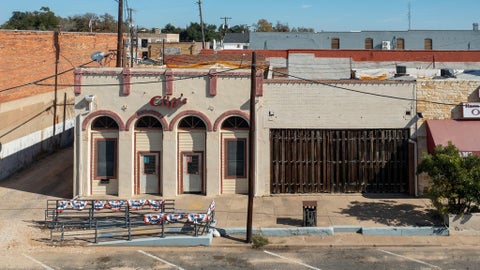 Photo of 218 N Main ST, Rockdale, TX 76567 (MLS # 2260365)