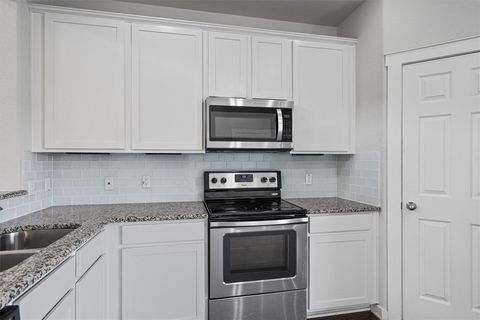 Tiny photo for 16304 Travesia WAY, Austin, TX 78728 (MLS # 5612496)