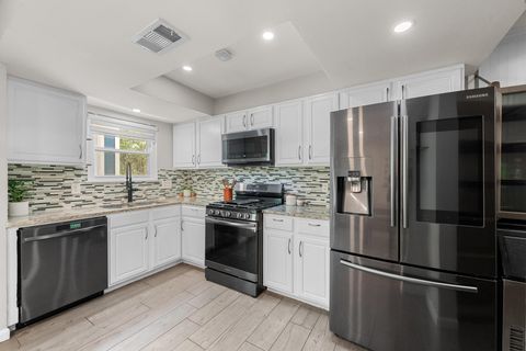 Tiny photo for 3229 Oak Aly, Austin, TX 78745 (MLS # 8919253)