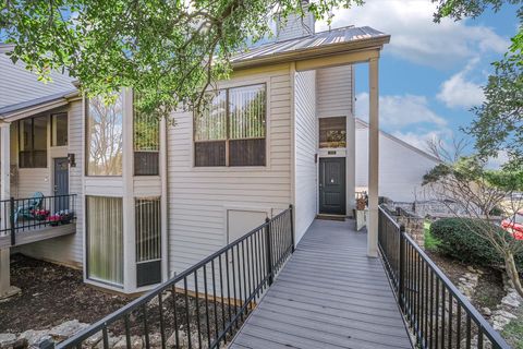 Tiny photo for 115 World Of Tennis SQ, Lakeway, TX 78738 (MLS # 4136133)
