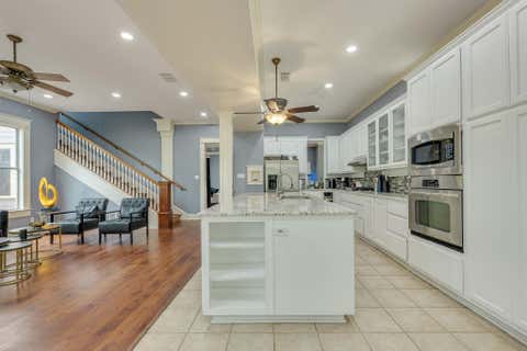 Tiny photo for 1153 San Bernard ST, Austin, TX 78702 (MLS # 9605728)
