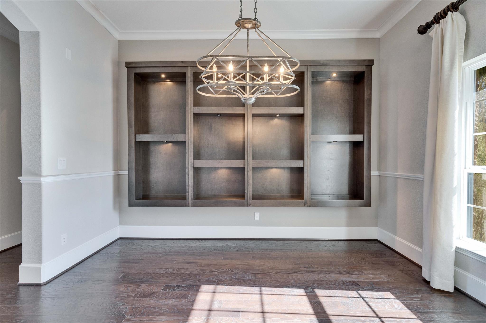 170 Hawthorne LOOP