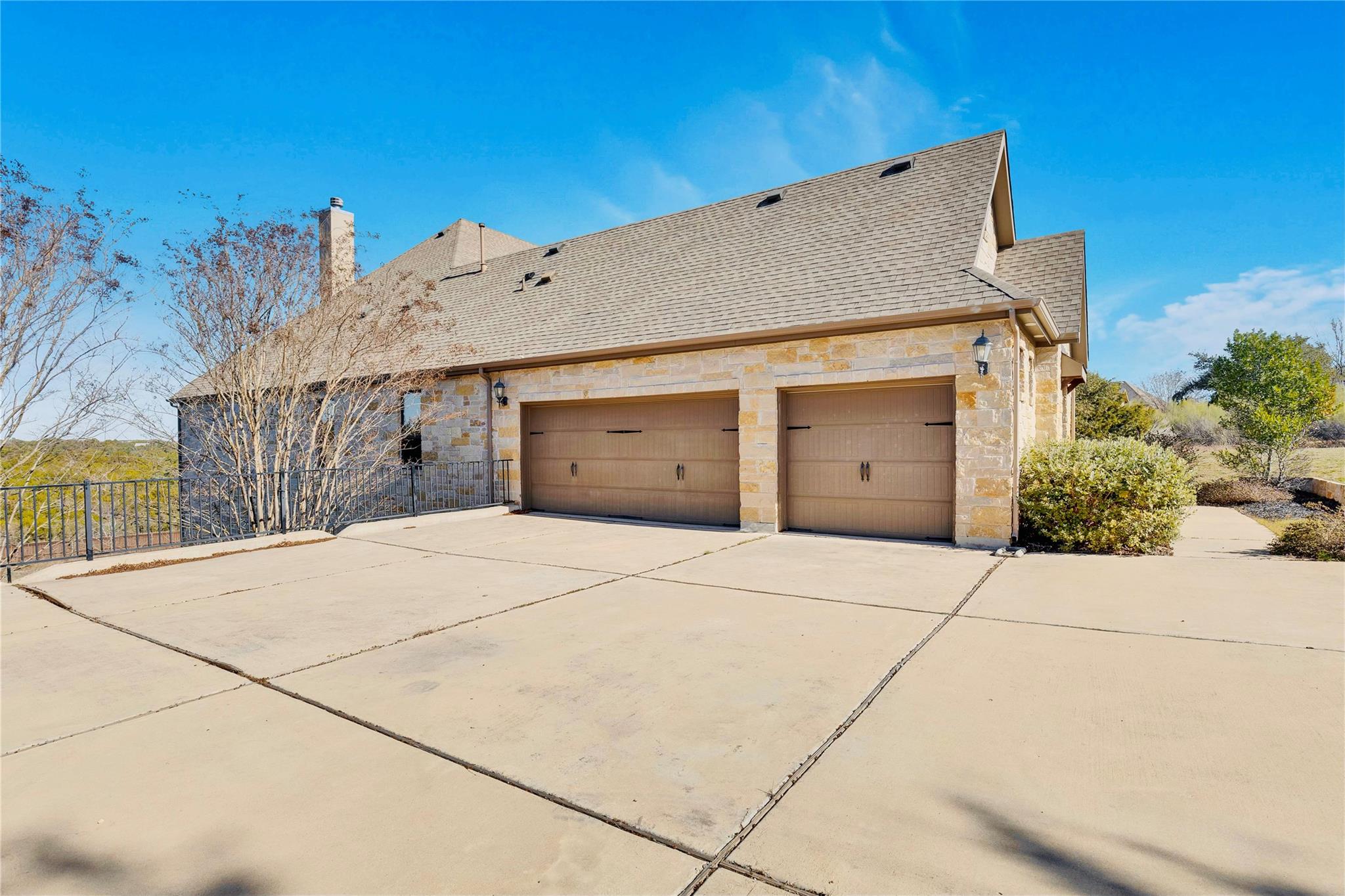 170 Hawthorne LOOP
