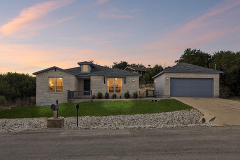 Photo of 20915 Oak Dale DR, Lago Vista, TX 78645 (MLS # 6829997)