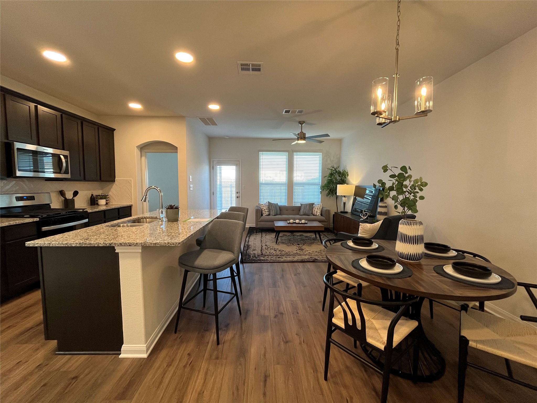 8522 Wellspring LOOP