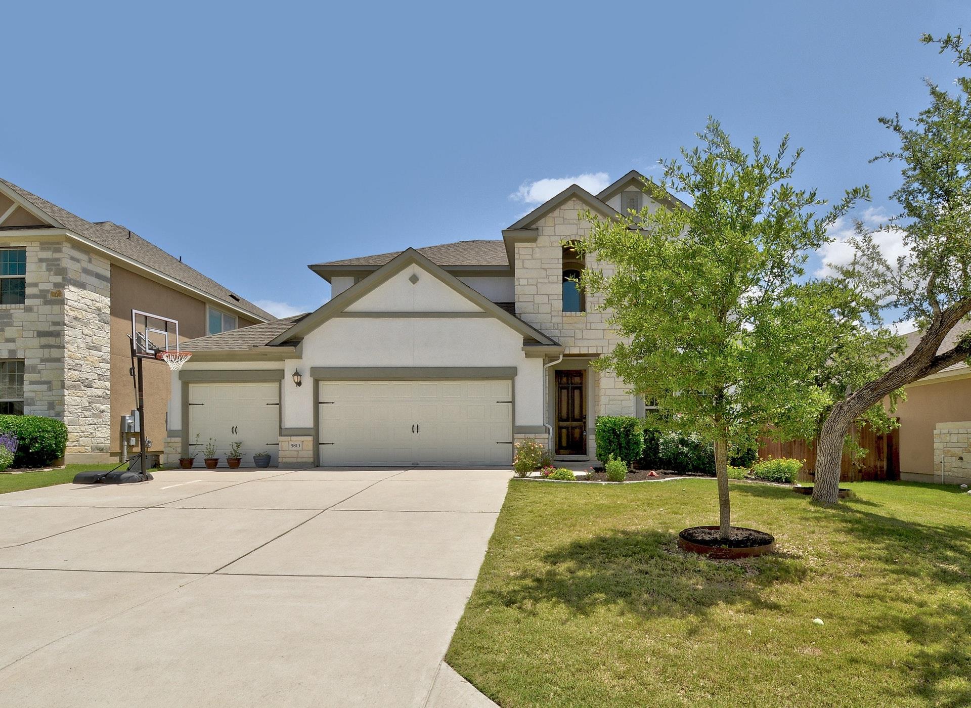 5813 Viejo DR