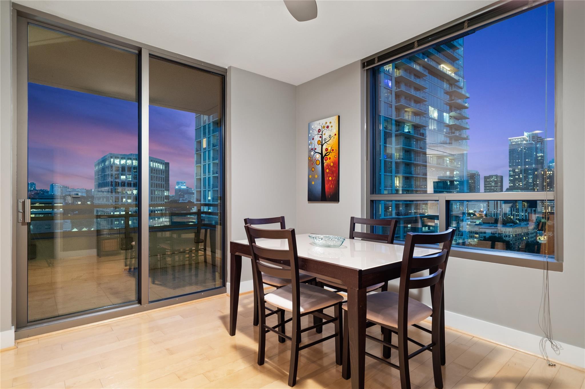 300 Bowie ST 1301