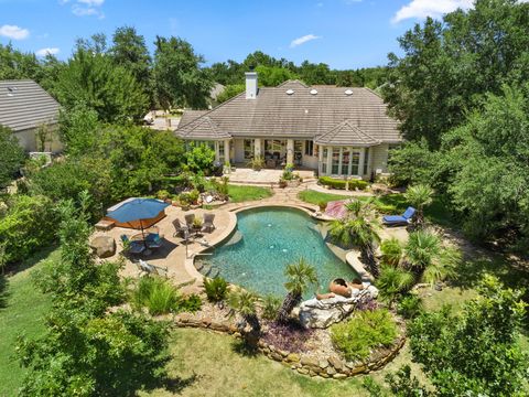 Photo of 932 Vanguard ST, Lakeway, TX 78734 (MLS # 4936882)