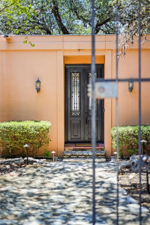 Tiny photo for 18703 Lakeland DR, Lago Vista, TX 78645 (MLS # 8519224)