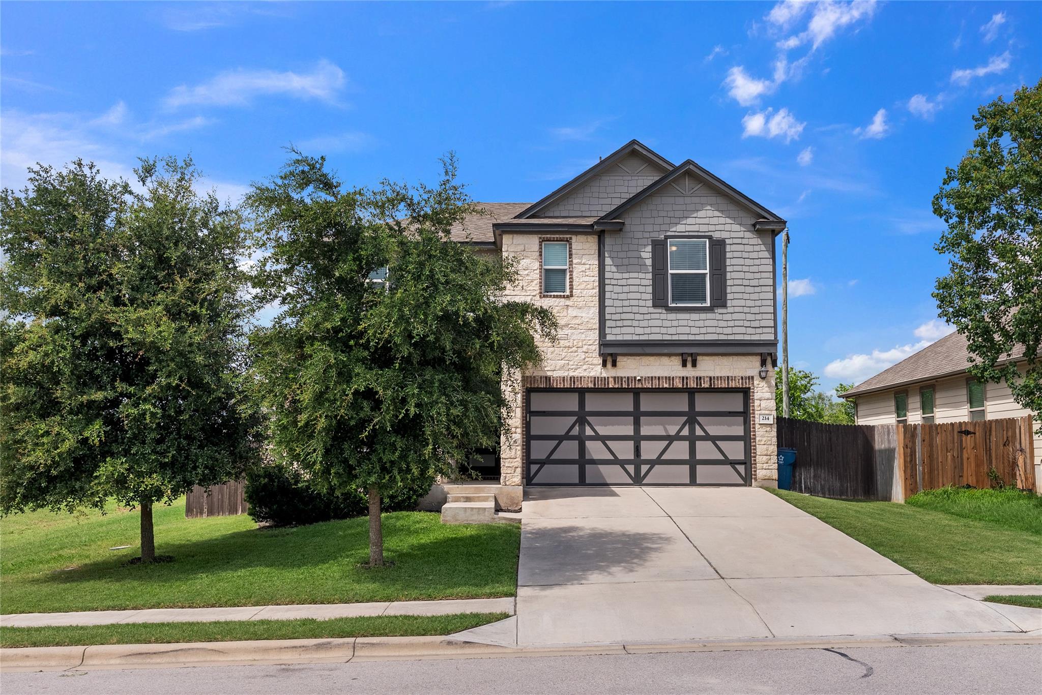 214 Saranac DR