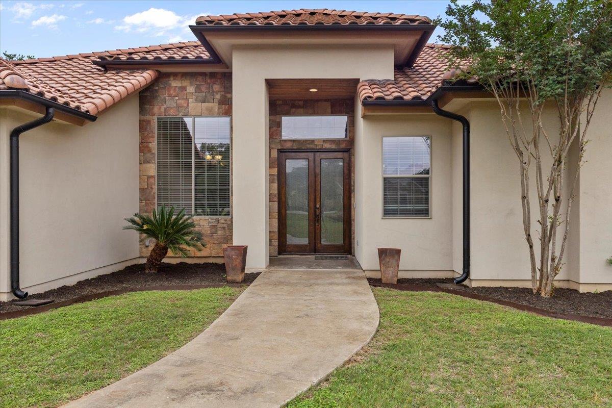 2450 Great Oaks DR
