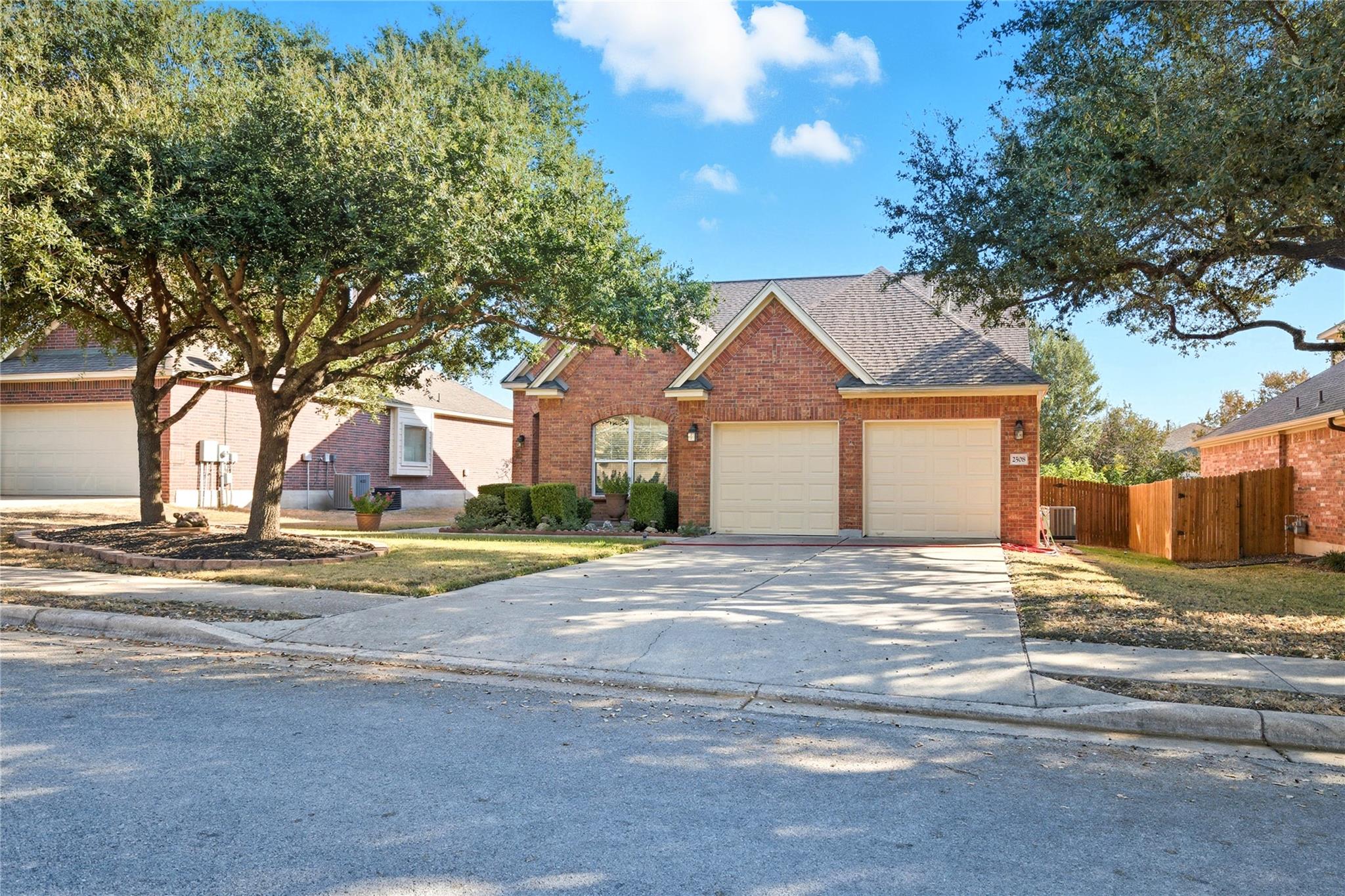 2508 Tumbling River DR