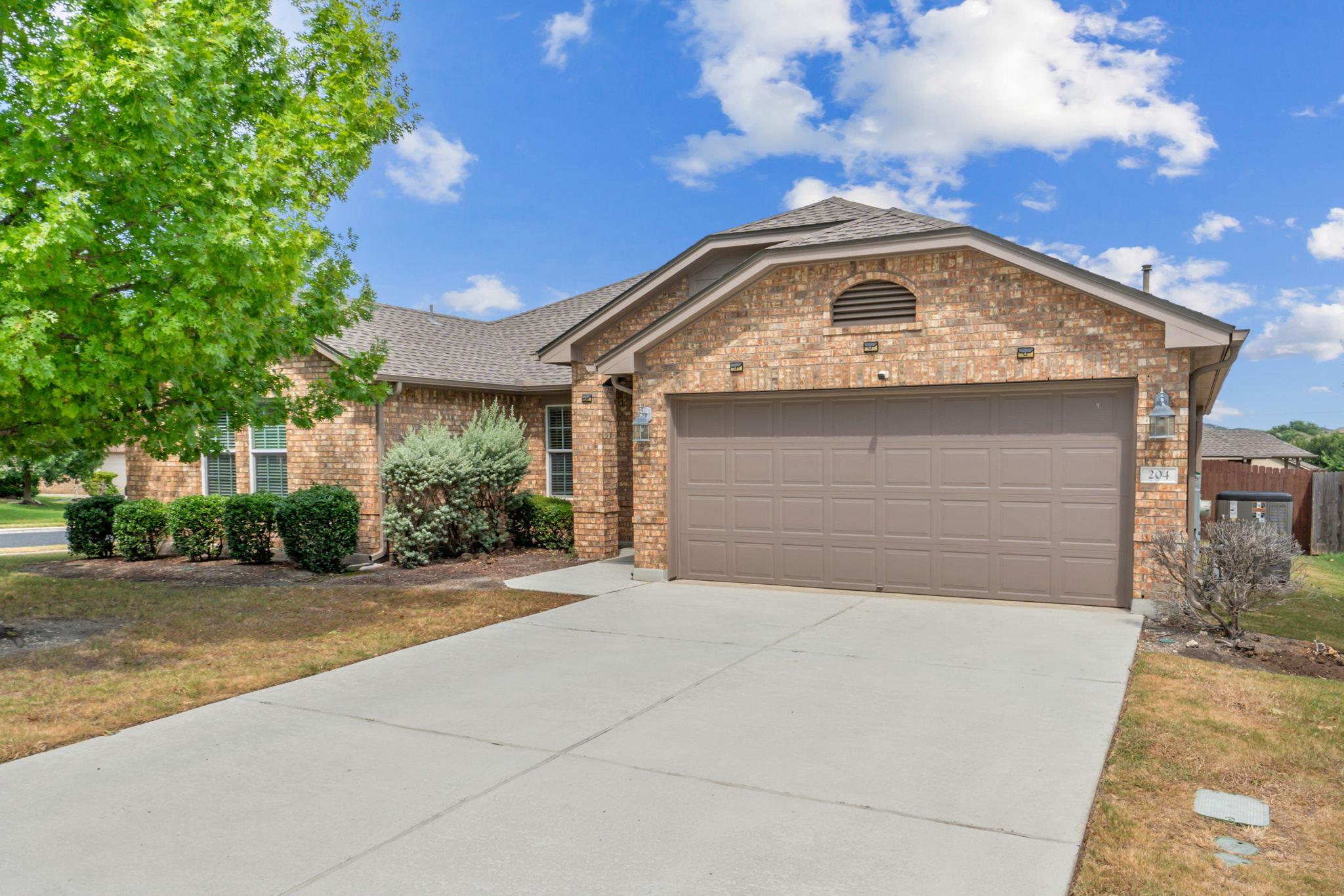 204 Hale Irwin DR