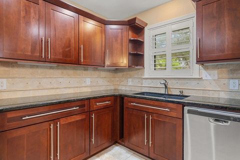 Tiny photo for 8307 Stillwood LN, Austin, TX 78757 (MLS # 5093752)