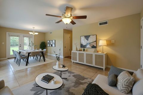 Tiny photo for 8307 Stillwood LN, Austin, TX 78757 (MLS # 5093752)