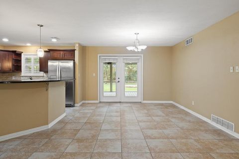 Tiny photo for 8307 Stillwood LN, Austin, TX 78757 (MLS # 5093752)