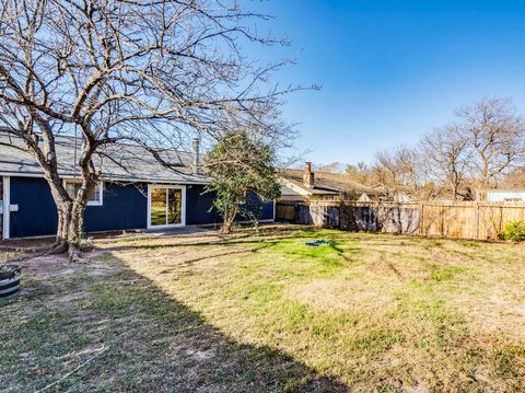 Tiny photo for 1600 Pine Knoll DR, Austin, TX 78758 (MLS # 2091626)