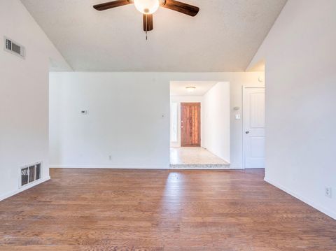 Tiny photo for 1600 Pine Knoll DR, Austin, TX 78758 (MLS # 2091626)