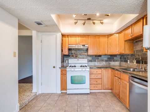 Tiny photo for 1600 Pine Knoll DR, Austin, TX 78758 (MLS # 2091626)