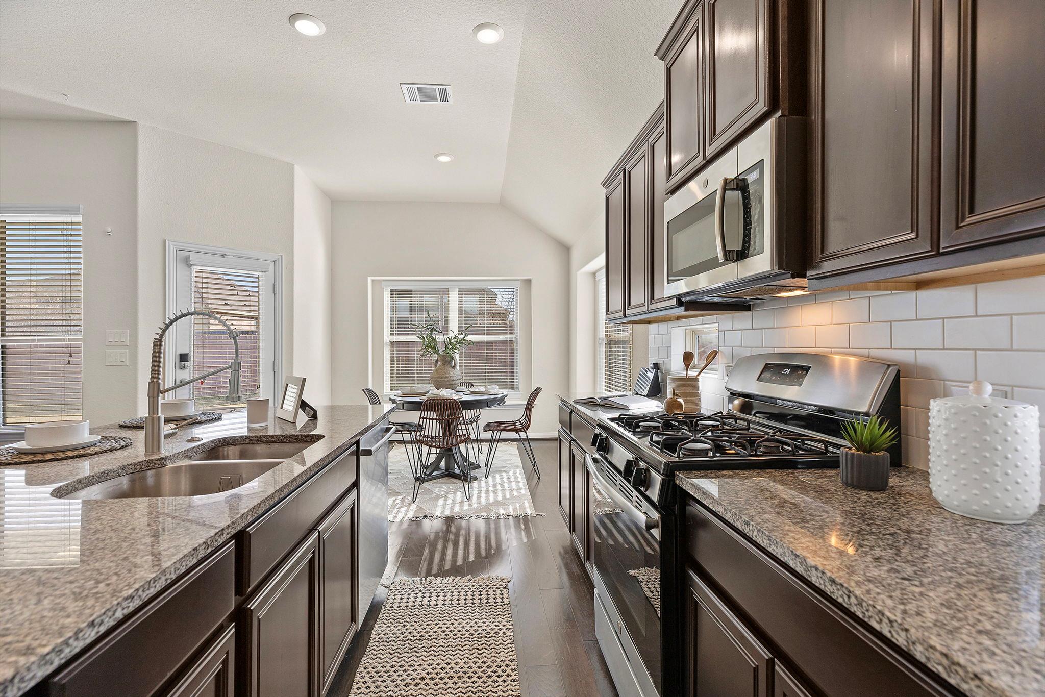 3307 Lauren Nicole LN