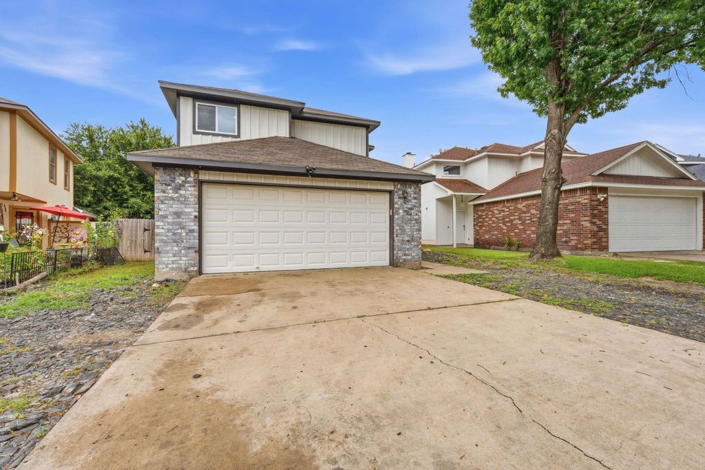 Photo of 2133 Redwing WAY, Round Rock, TX 78664 (MLS # 4380575)