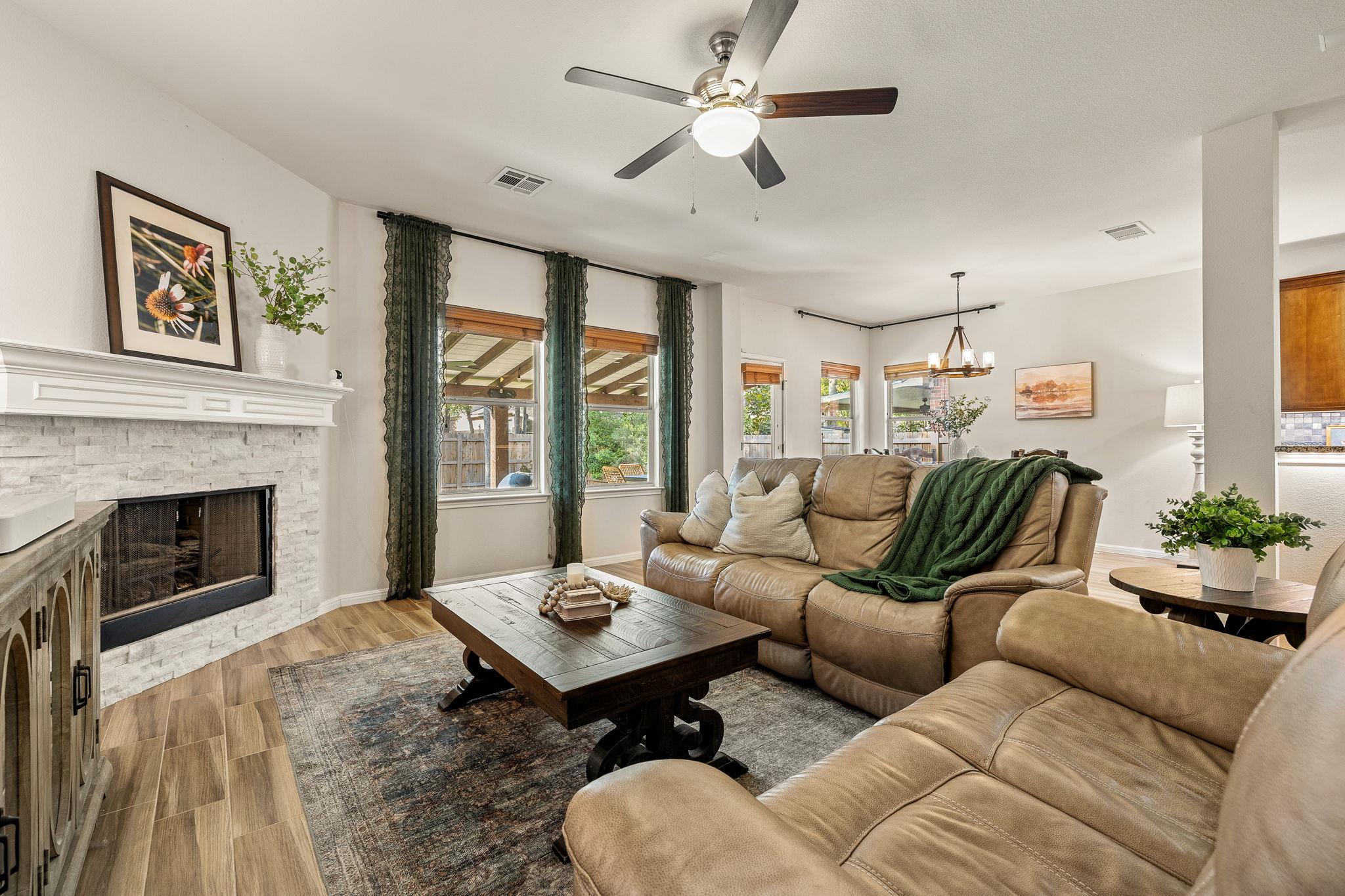 1964 Creek Crest WAY