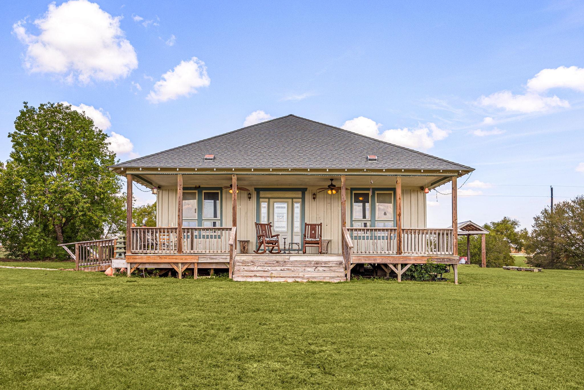 550 County Road 471