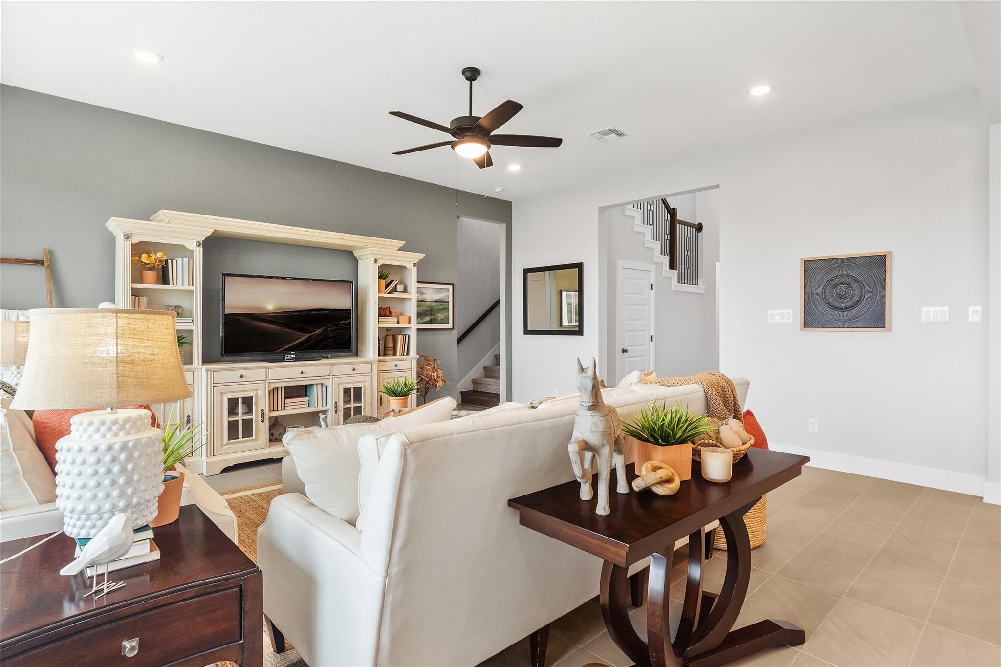 2308 Tobiano TRCE