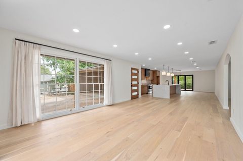 Tiny photo for 1811 Rogge LN, Austin, TX 78723 (MLS # 2007402)