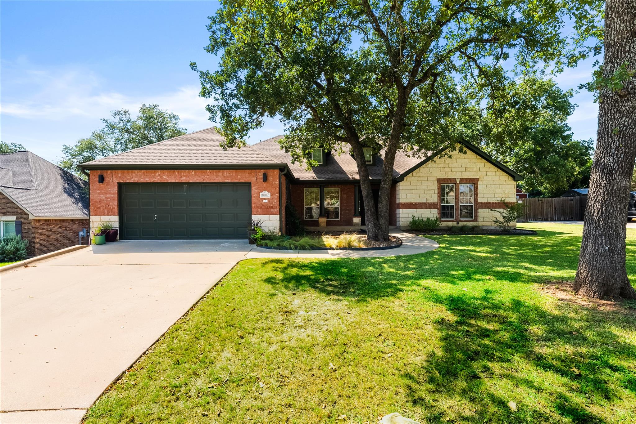 2507 Amber Forest TRL