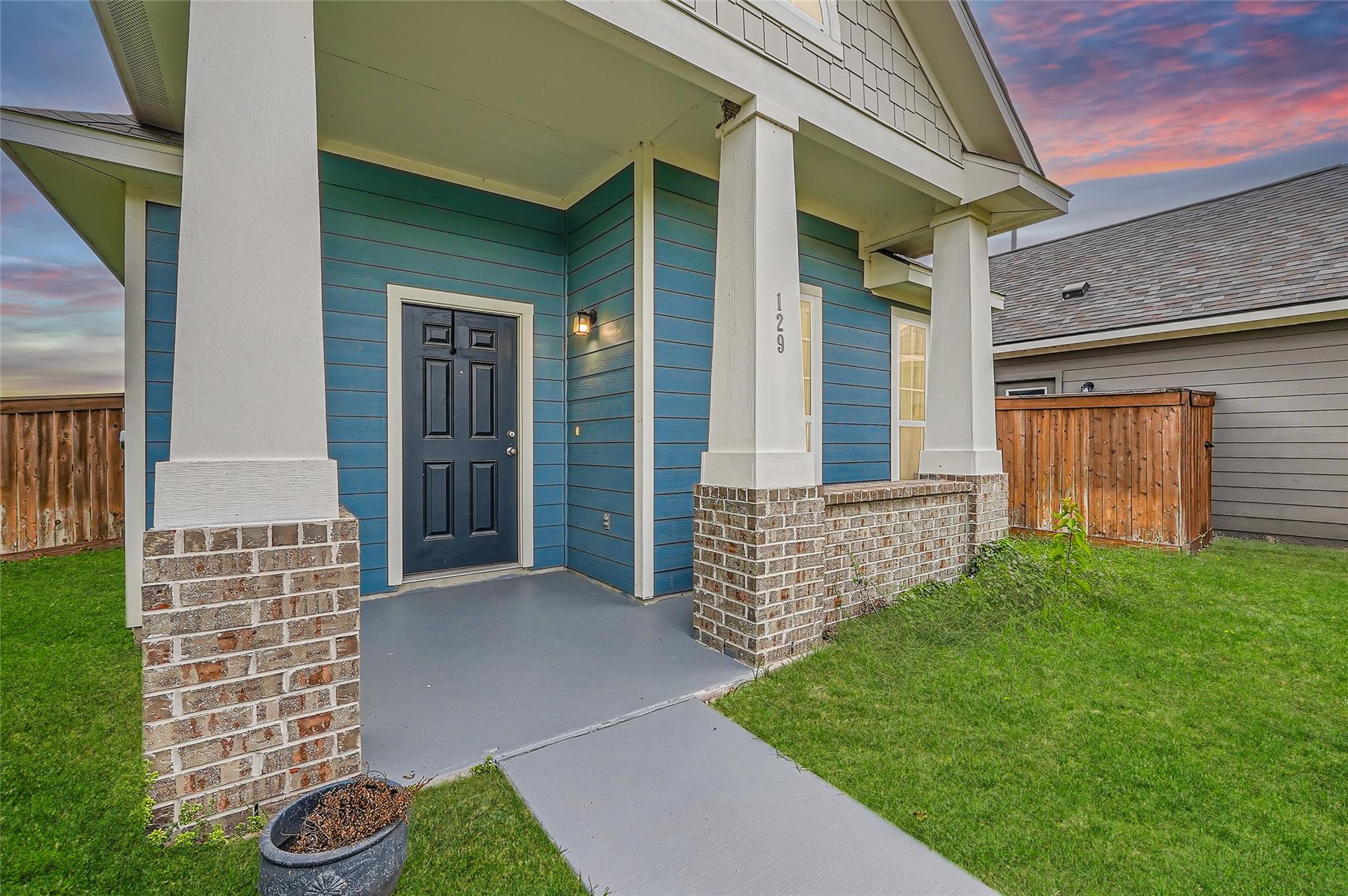 129 Bosque DR