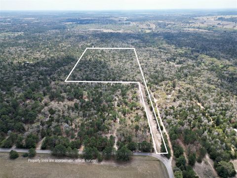 797 Marlin ST McDade TX 78650