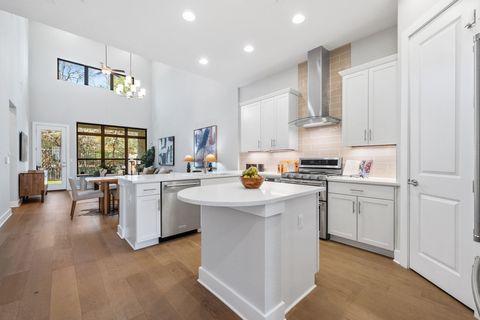 Photo of 4323 Spicewood Springs RD #9, Austin, TX 78759 (MLS # 8724602)