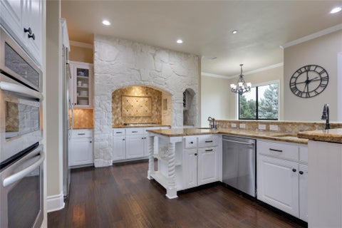 Tiny photo for 17408 Regatta View DR, Jonestown, TX 78645 (MLS # 7661813)