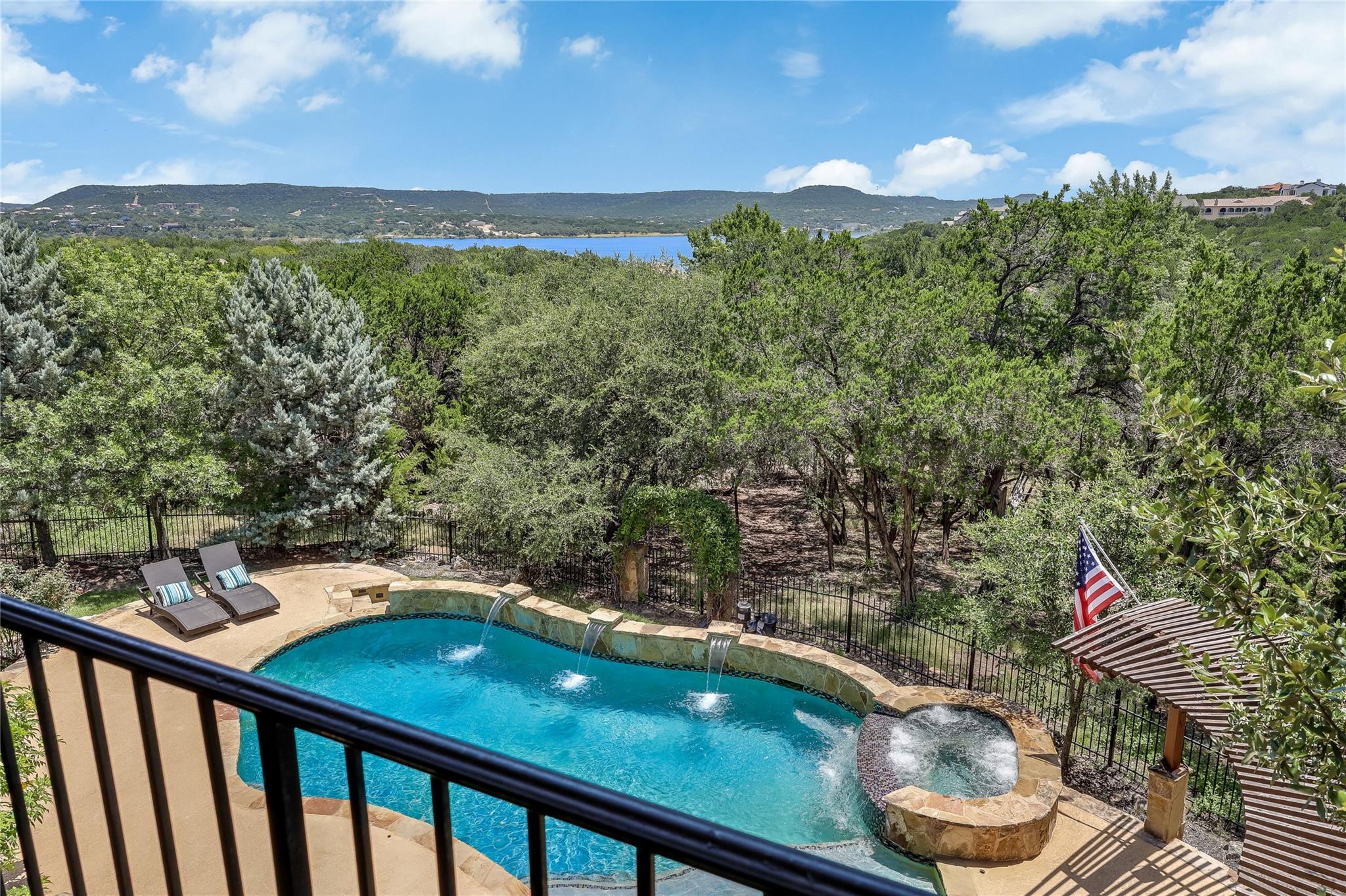 17408 Regatta View DR
