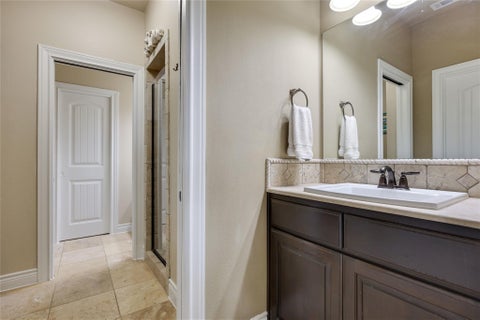 Tiny photo for 17408 Regatta View DR, Jonestown, TX 78645 (MLS # 7661813)