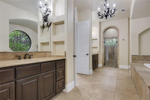 Tiny photo for 17408 Regatta View DR, Jonestown, TX 78645 (MLS # 7661813)