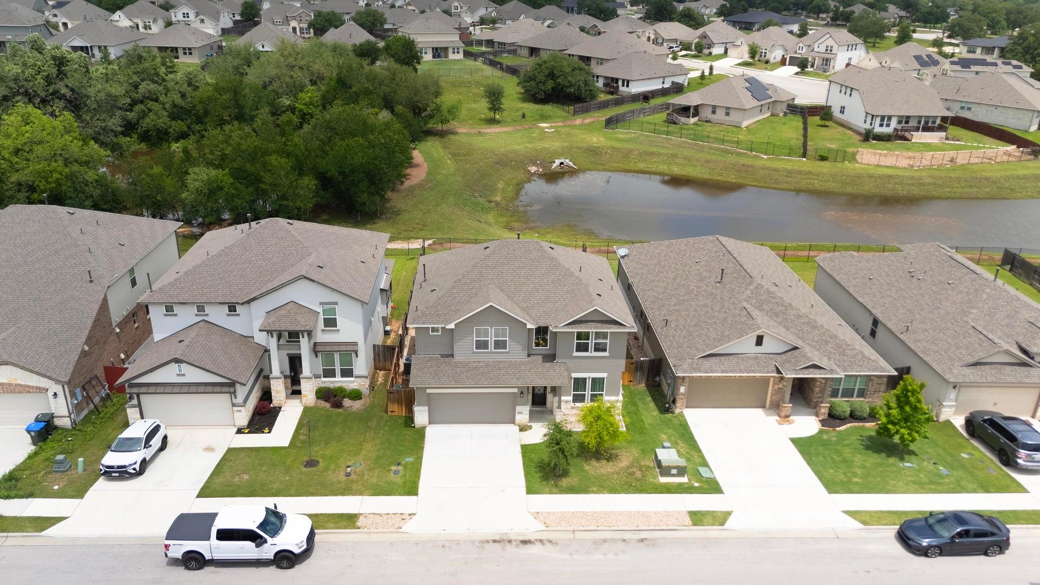257 Falling Star LN