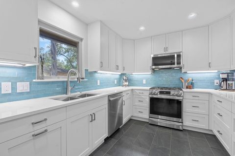 Tiny photo for 4411 Twisted Tree DR, Austin, TX 78735 (MLS # 7987646)