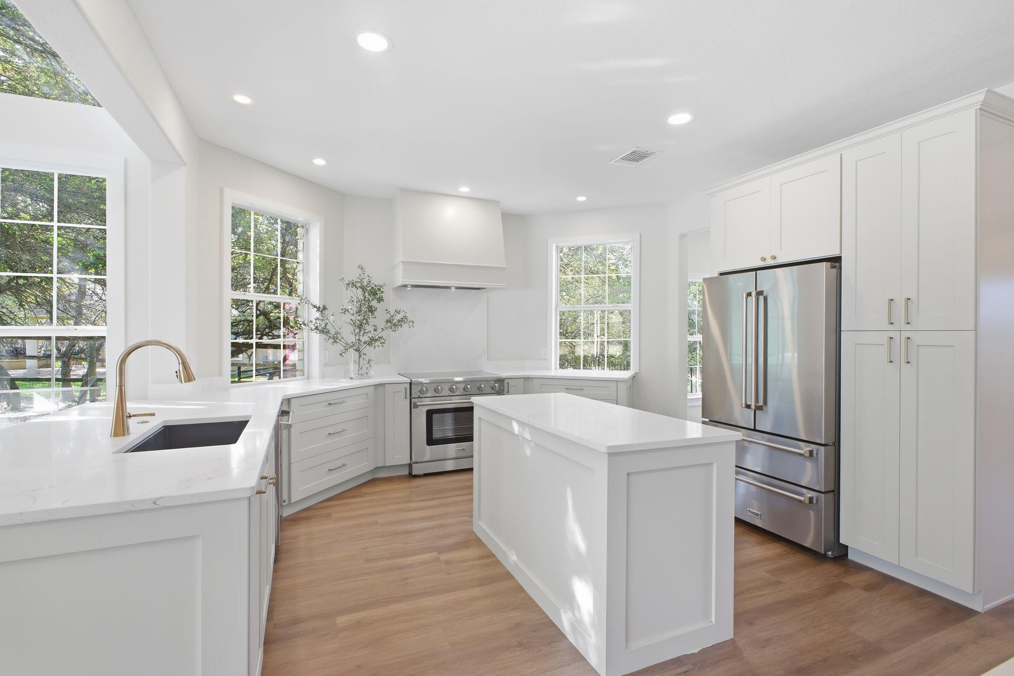 3011 River WAY