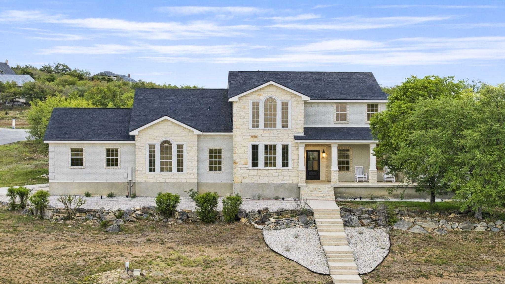 3011 River WAY