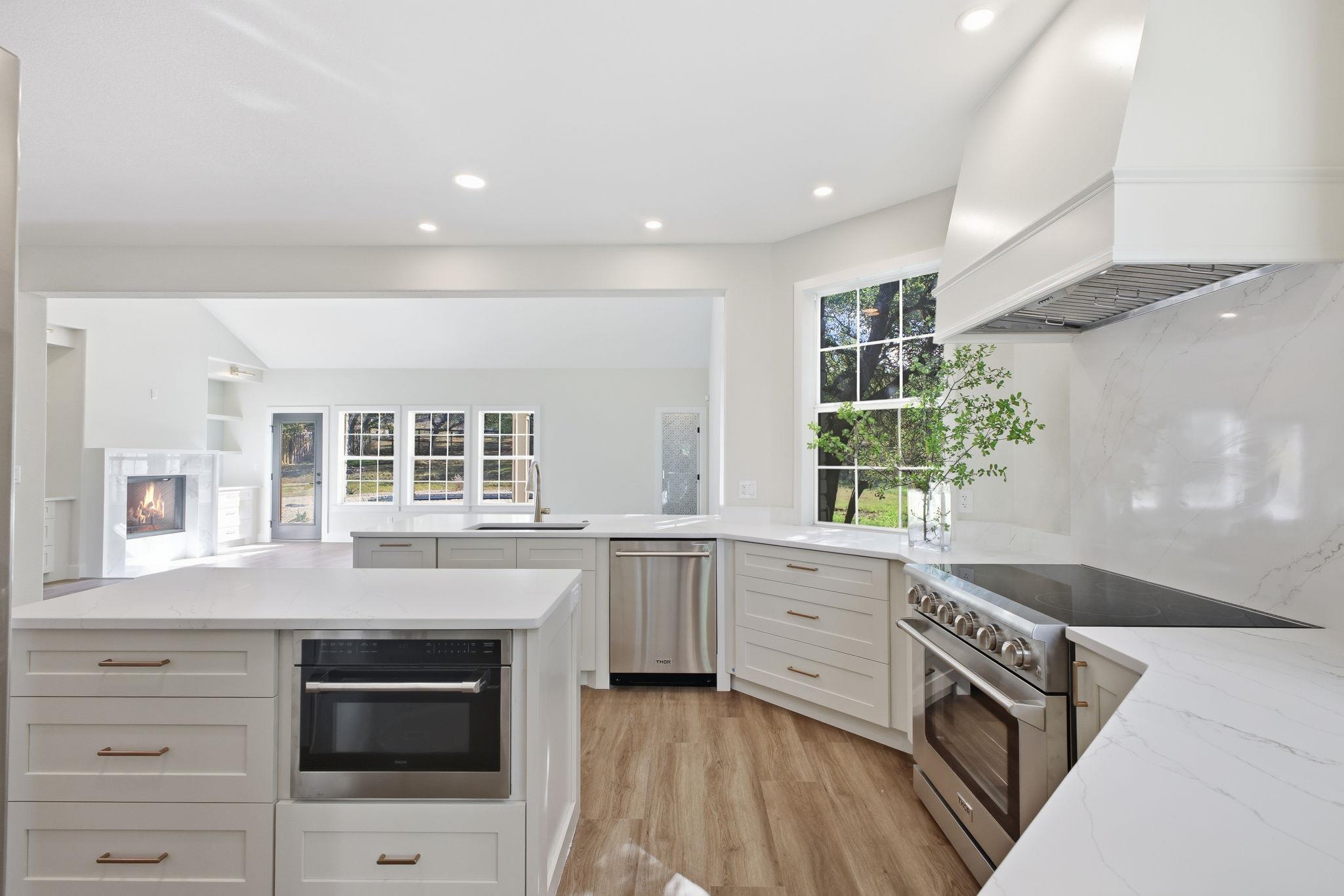 3011 River WAY