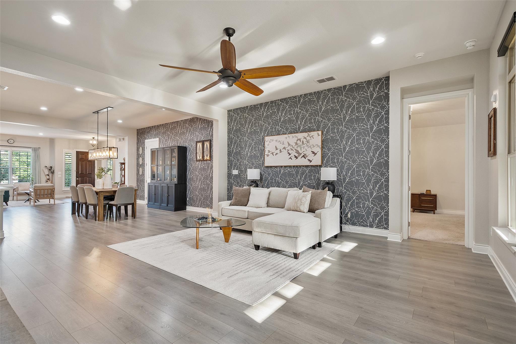 225 Escarpment WAY