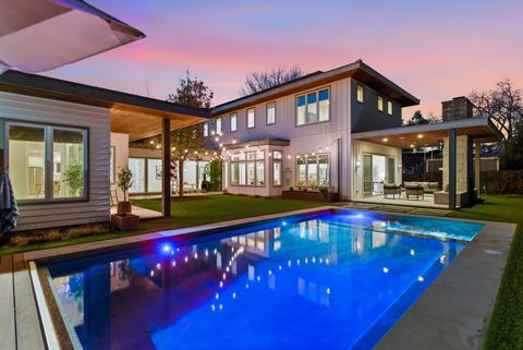 Photo of 5907 Woodview Ave, Austin, TX 78757 (MLS # 6476525)