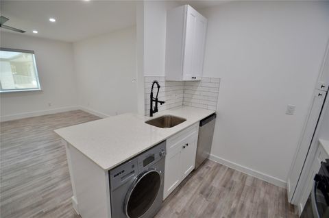 Tiny photo for 1200 E 52nd ST #208, Austin, TX 78723 (MLS # 9109903)