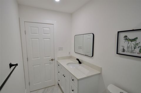 Tiny photo for 1200 E 52nd ST #208, Austin, TX 78723 (MLS # 9109903)