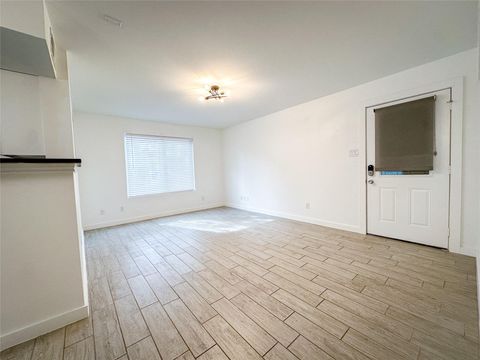 Tiny photo for 1307 Norwalk LN #102, Austin, TX 78703 (MLS # 7975449)